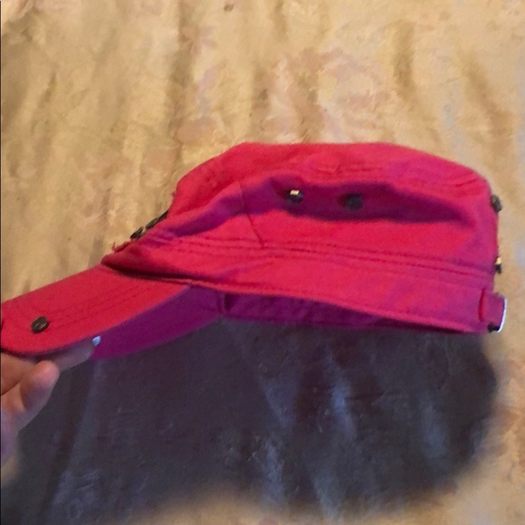 Like new blac label pink adjustable hat - Picture 4 of 5